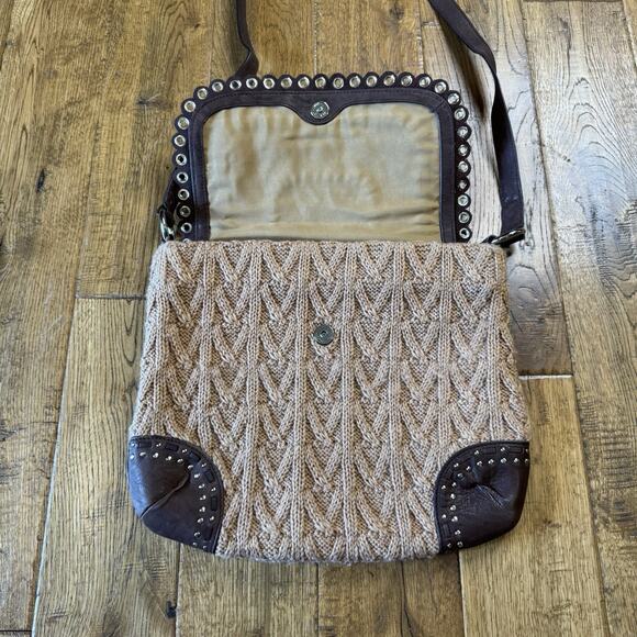 The Sak Pink Label Women's VTG Cable Knit & Cowhide Leather Boho Bag - Picture 4 of 7